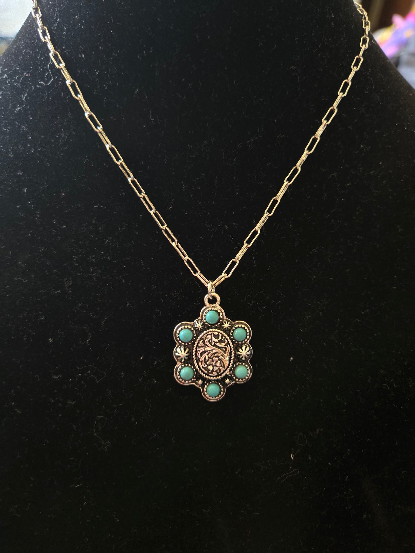 Floral necklace