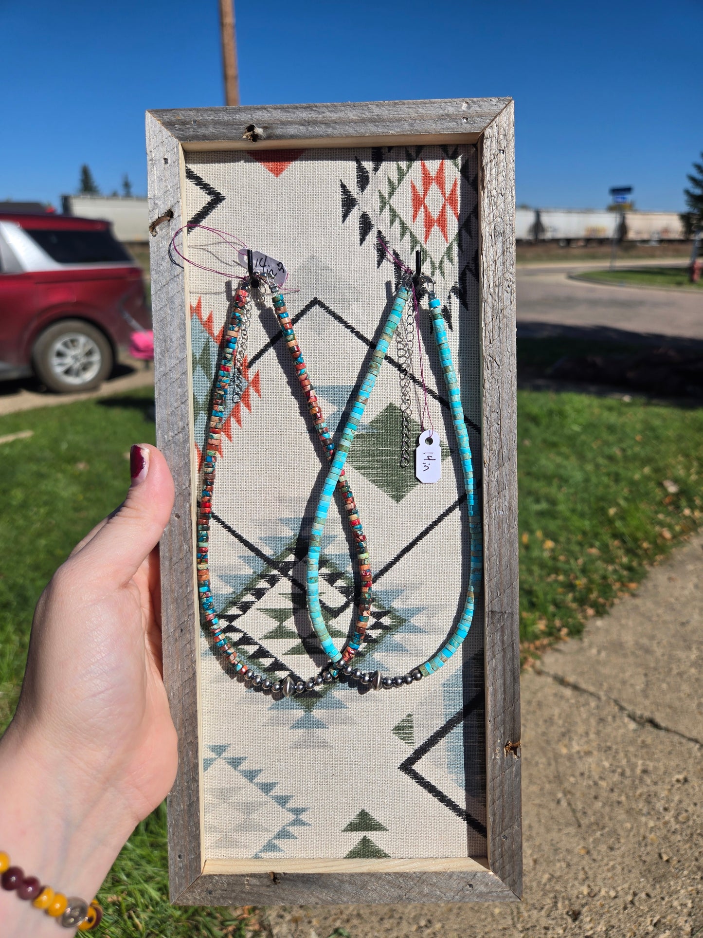 Necklace holder