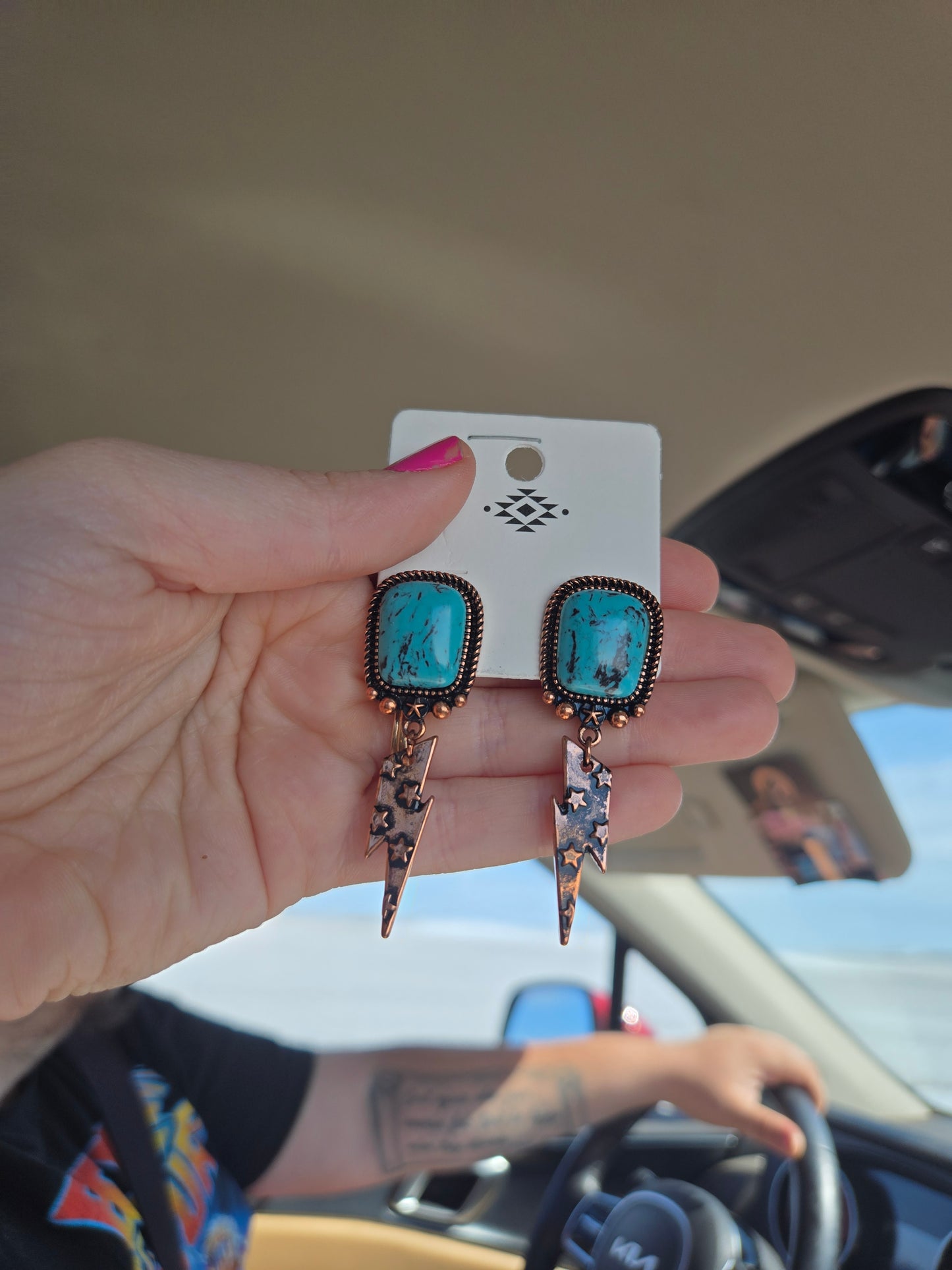 Lighting earrings