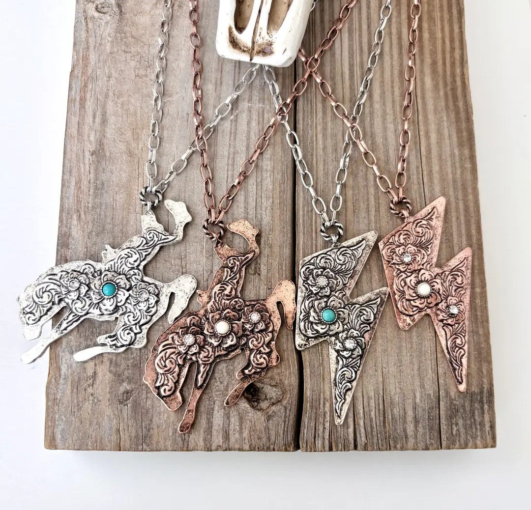 Tooled necklace