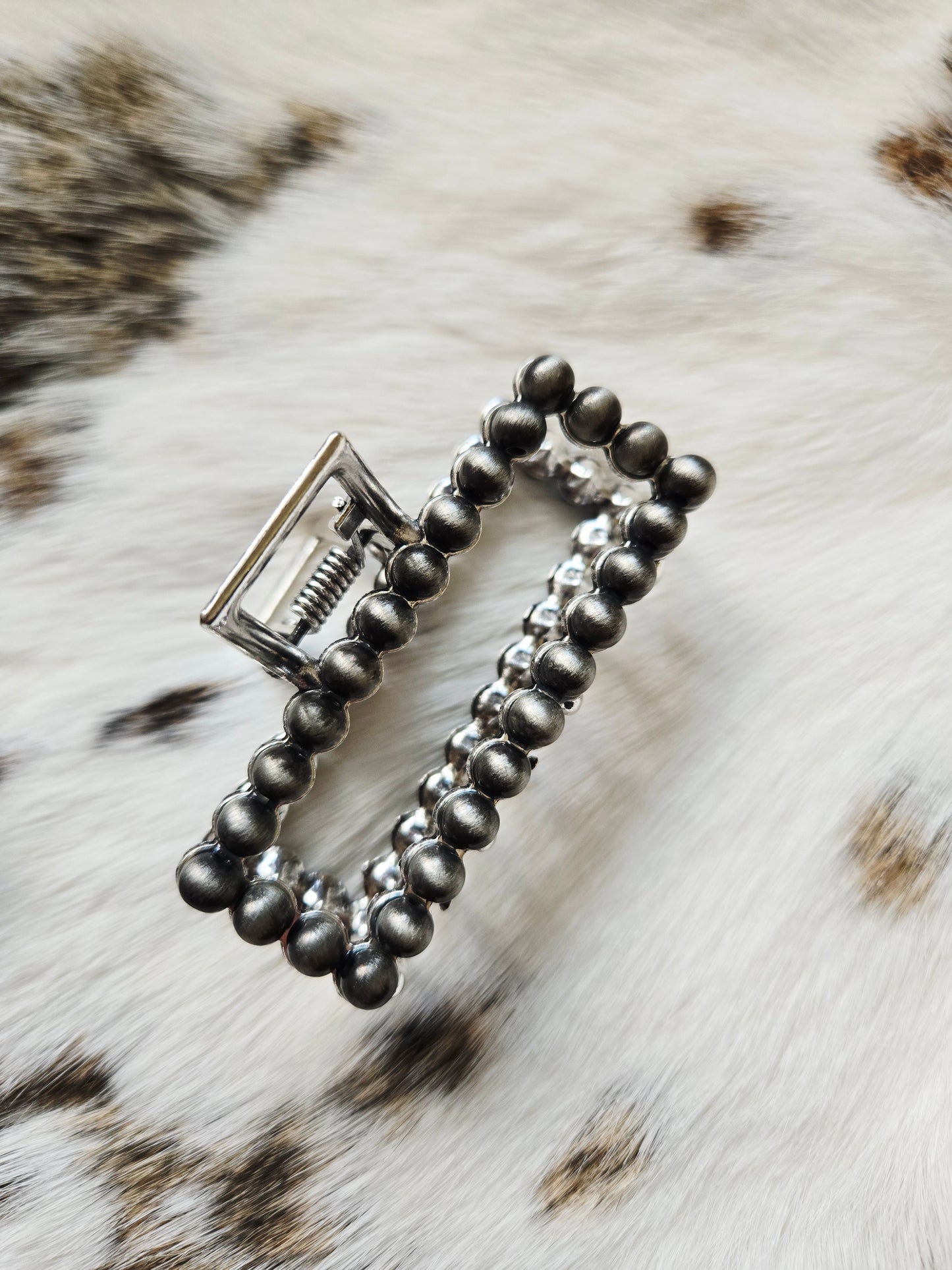 Small hair clips