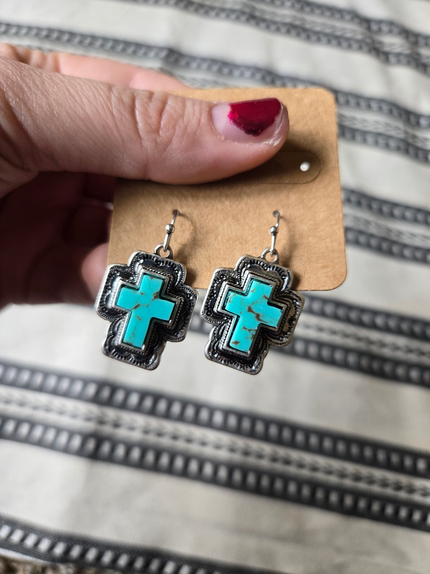 Cross dangles