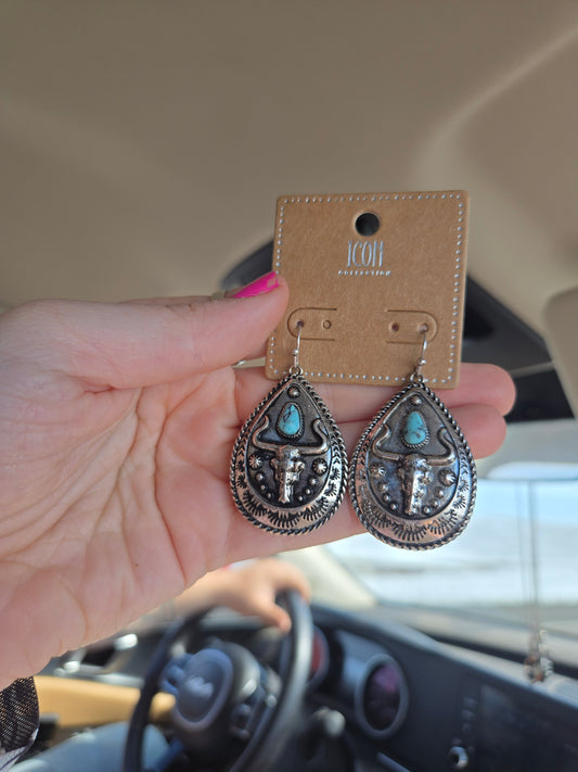 Longhor earrings
