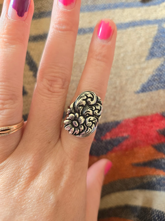 Floral ring