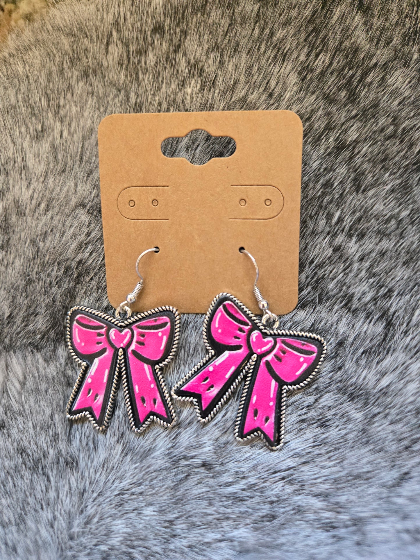 Bow earrings