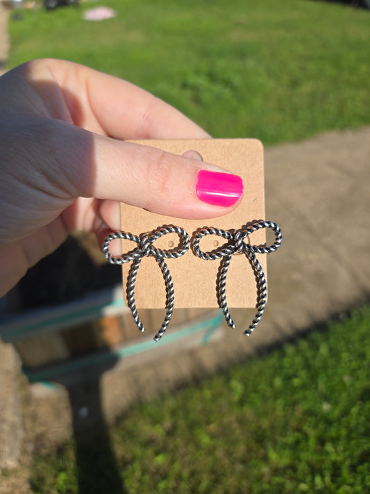 Bow studs
