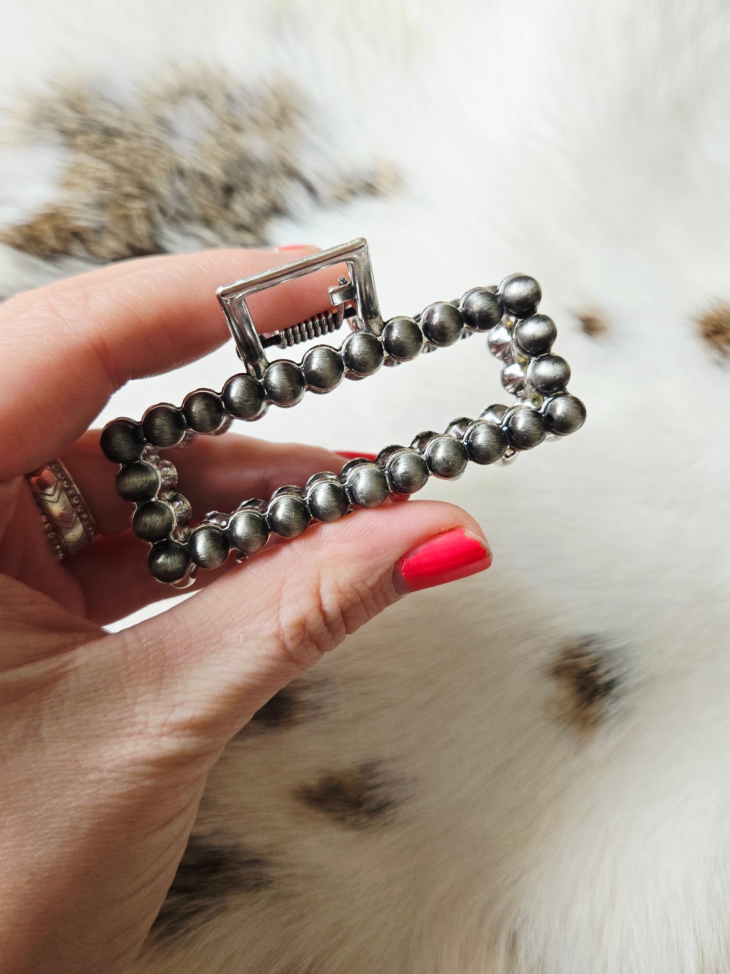 Small hair clips