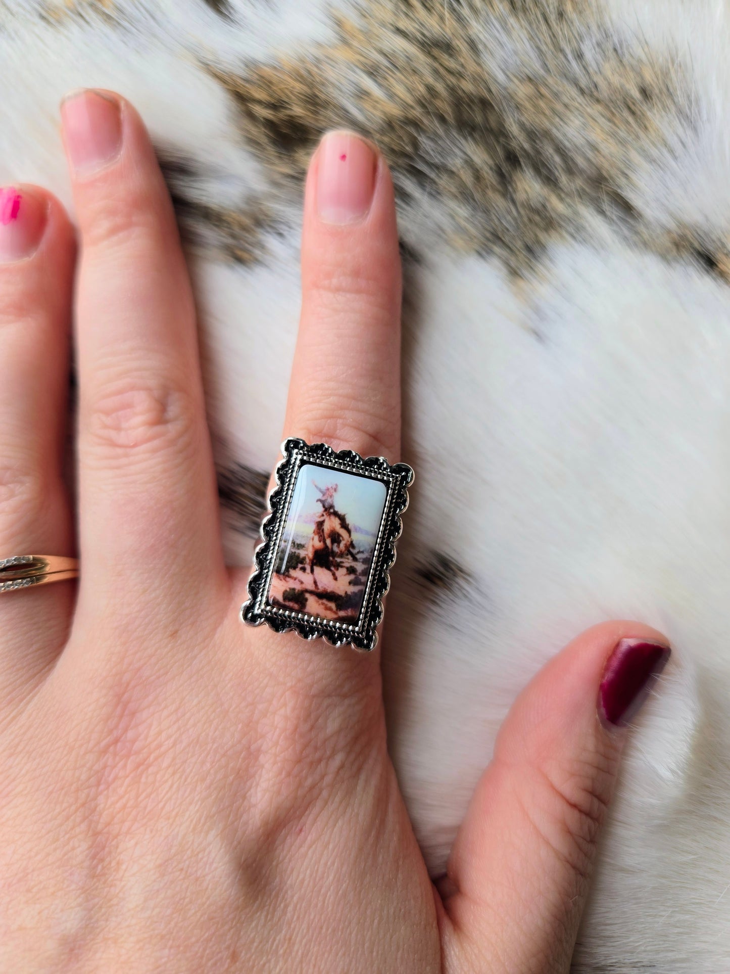 Bronc ring